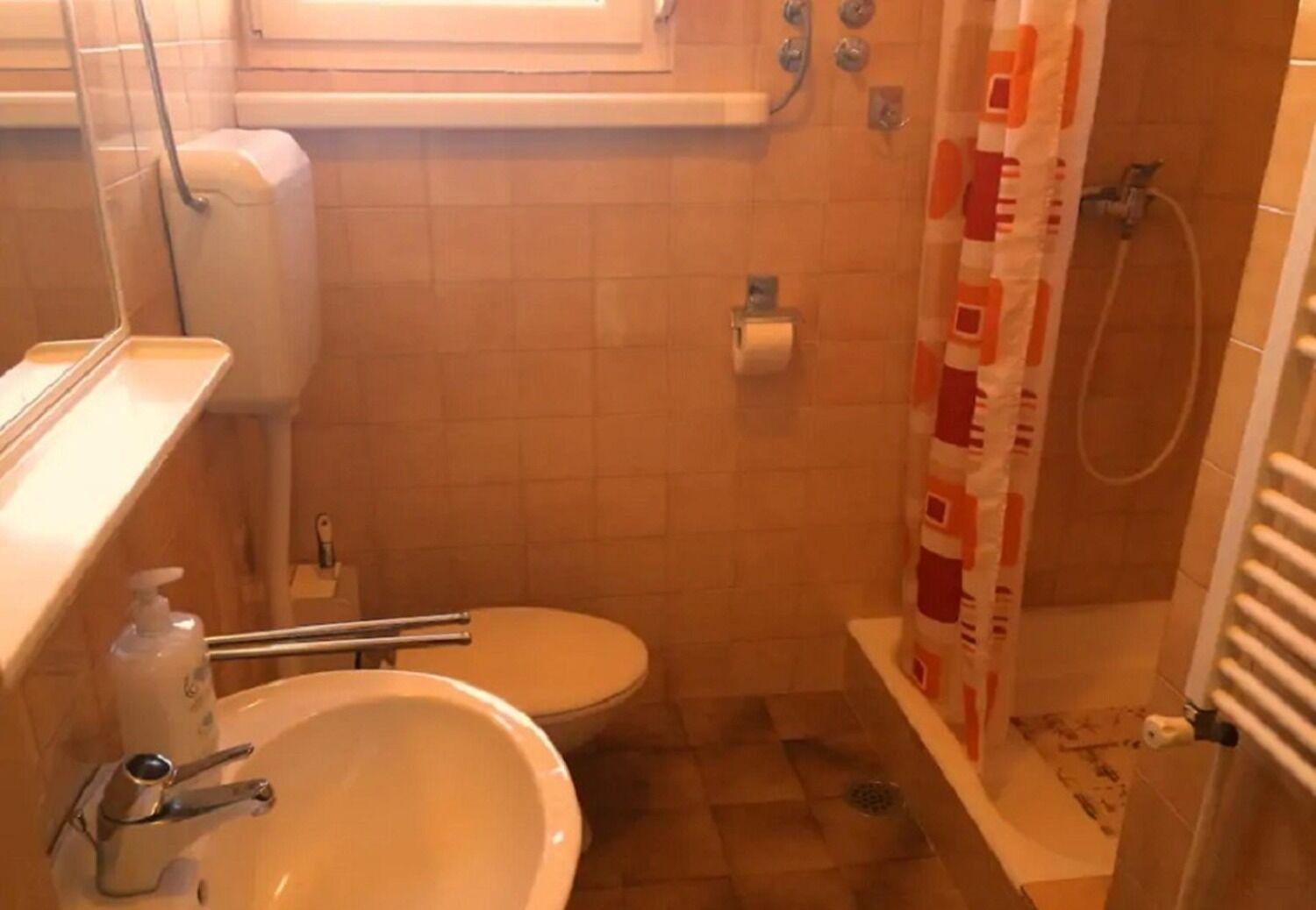 Apartments And Rooms Ognjen - Family Apartments With Free Parking Betina  Εξωτερικό φωτογραφία