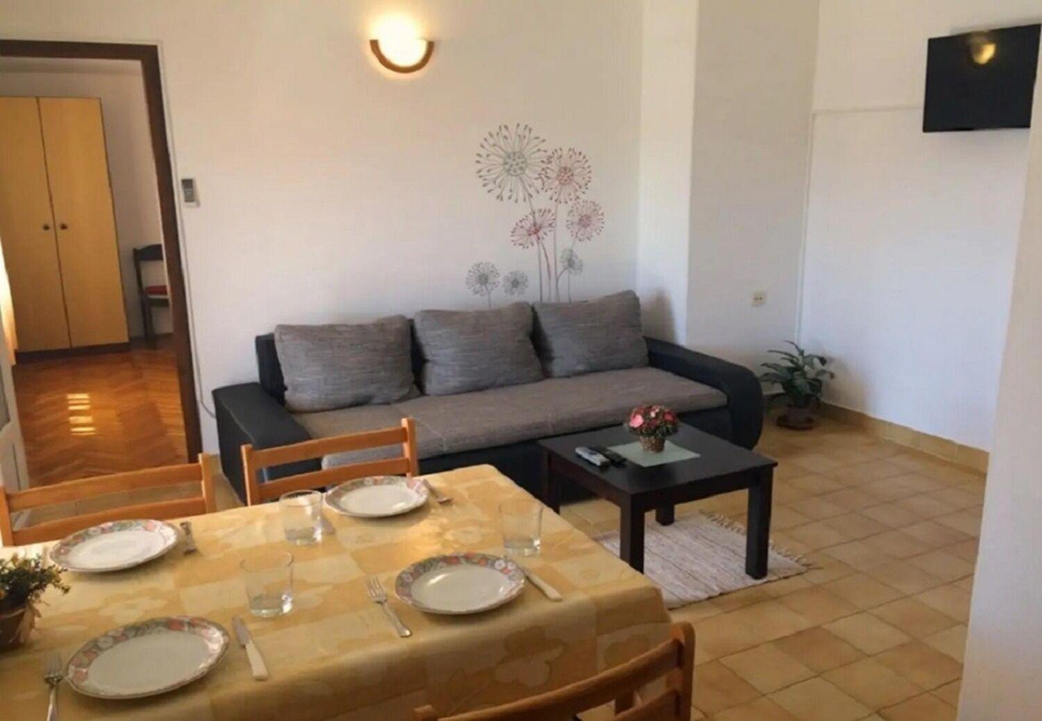 Apartments And Rooms Ognjen - Family Apartments With Free Parking Betina  Εξωτερικό φωτογραφία